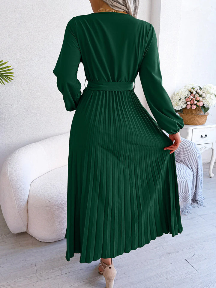 Temperament cross V-neck big swing pleated long Dresses