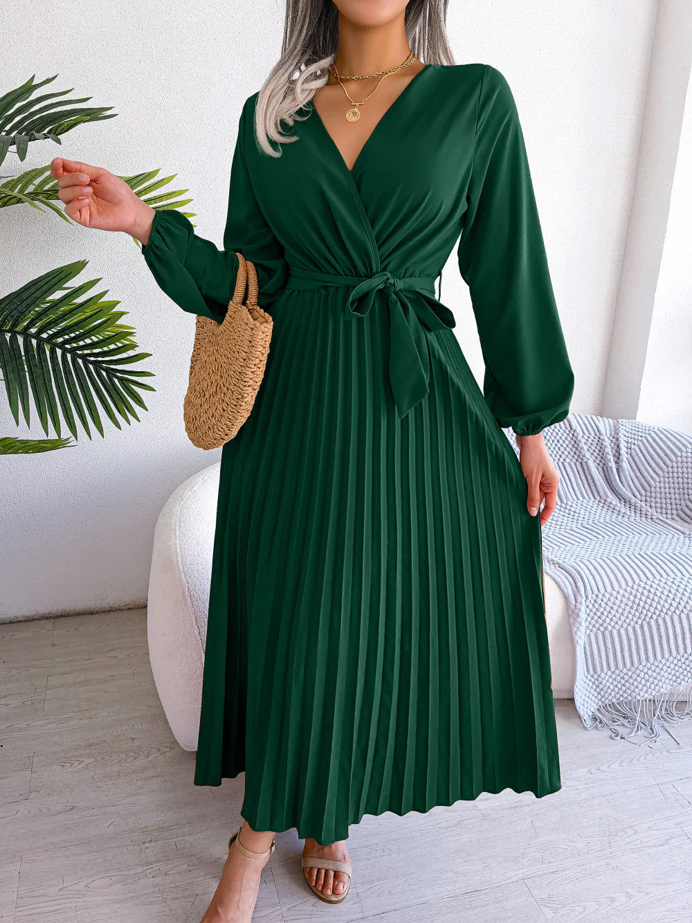 Temperament cross V-neck big swing pleated long Dresses