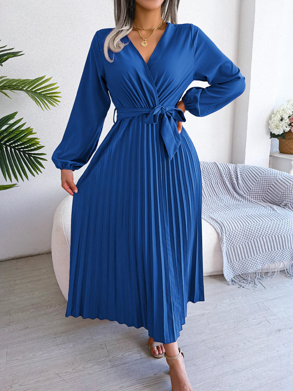 Temperament cross V-neck big swing pleated long Dresses