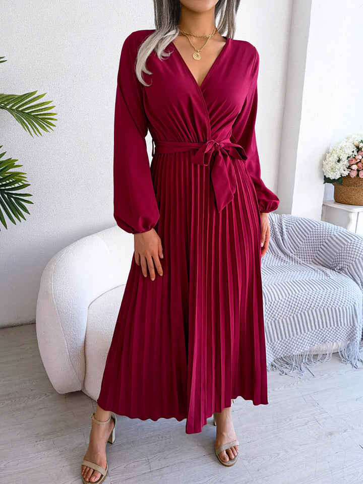 Temperament cross V-neck big swing pleated long Dresses