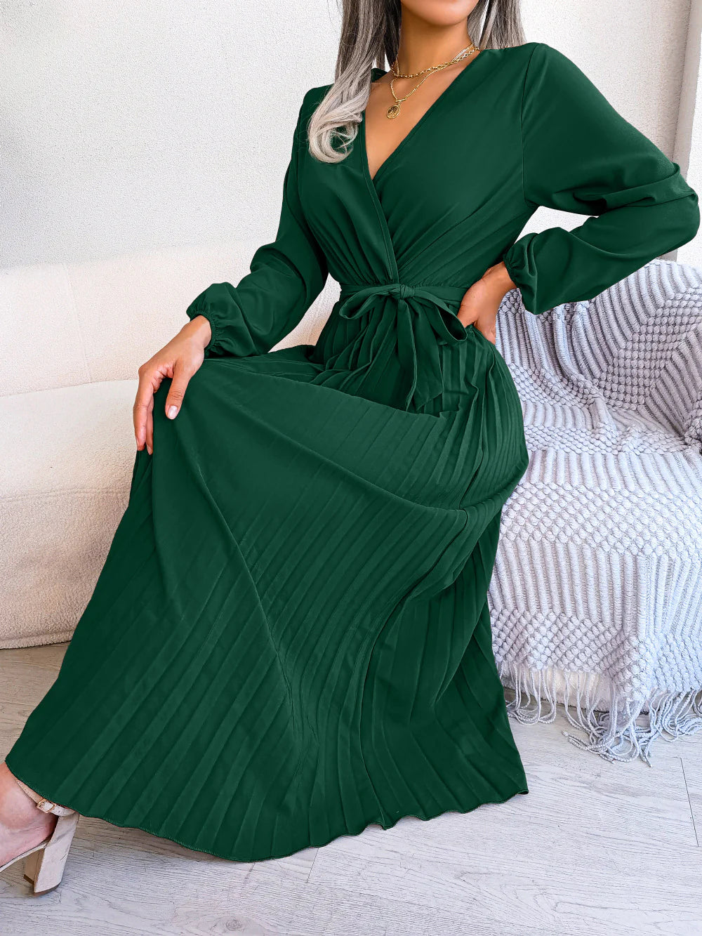 Temperament cross V-neck big swing pleated long Dresses